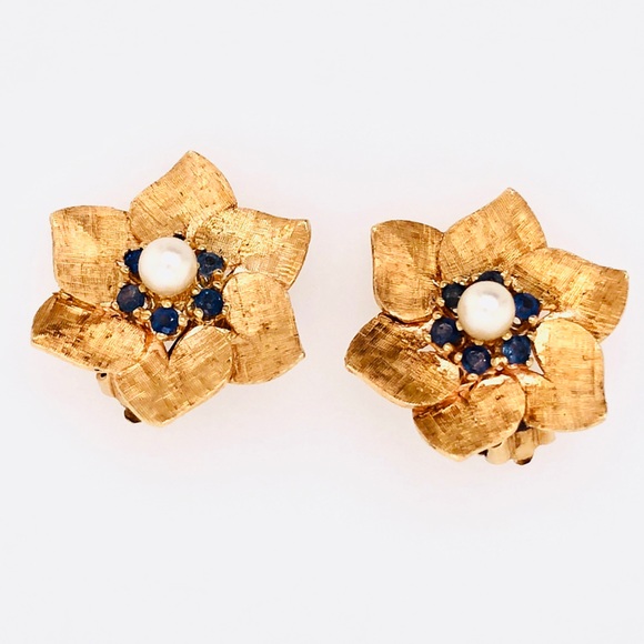Estate🌸Vintage 14K Brushed Gold🌸 Pearl and Sapphire Clip-On Earrings - Picture 3 of 11